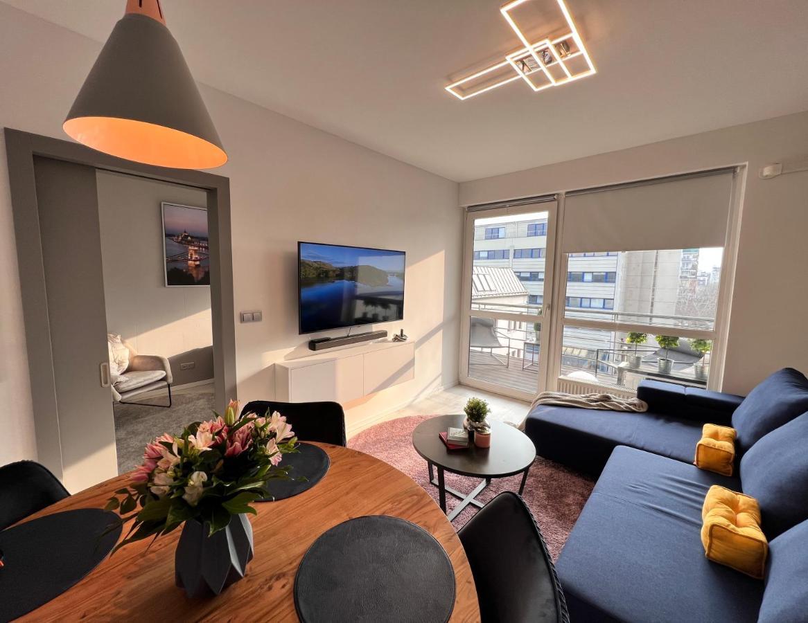 Suiteangel - Luxury Design Condo With Free Garage Budapest Esterno foto